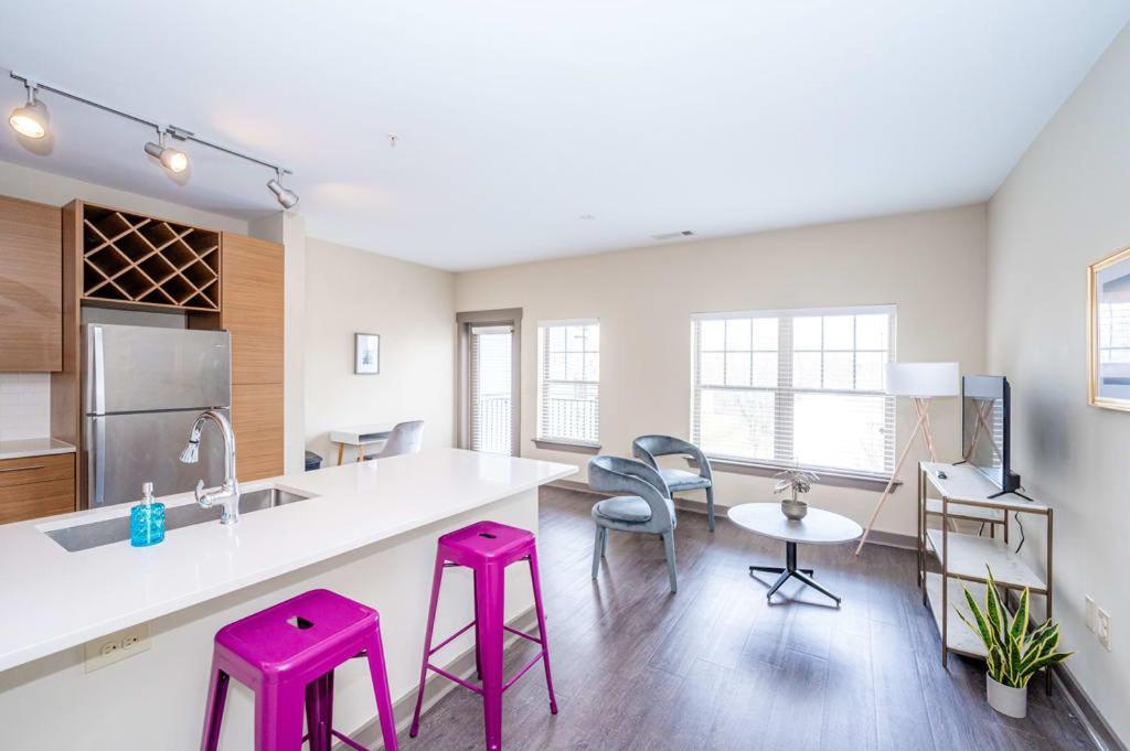 シャーロットUrban 1Br In Uptown Area With Gym And Balconyアパートメント エクステリア 写真